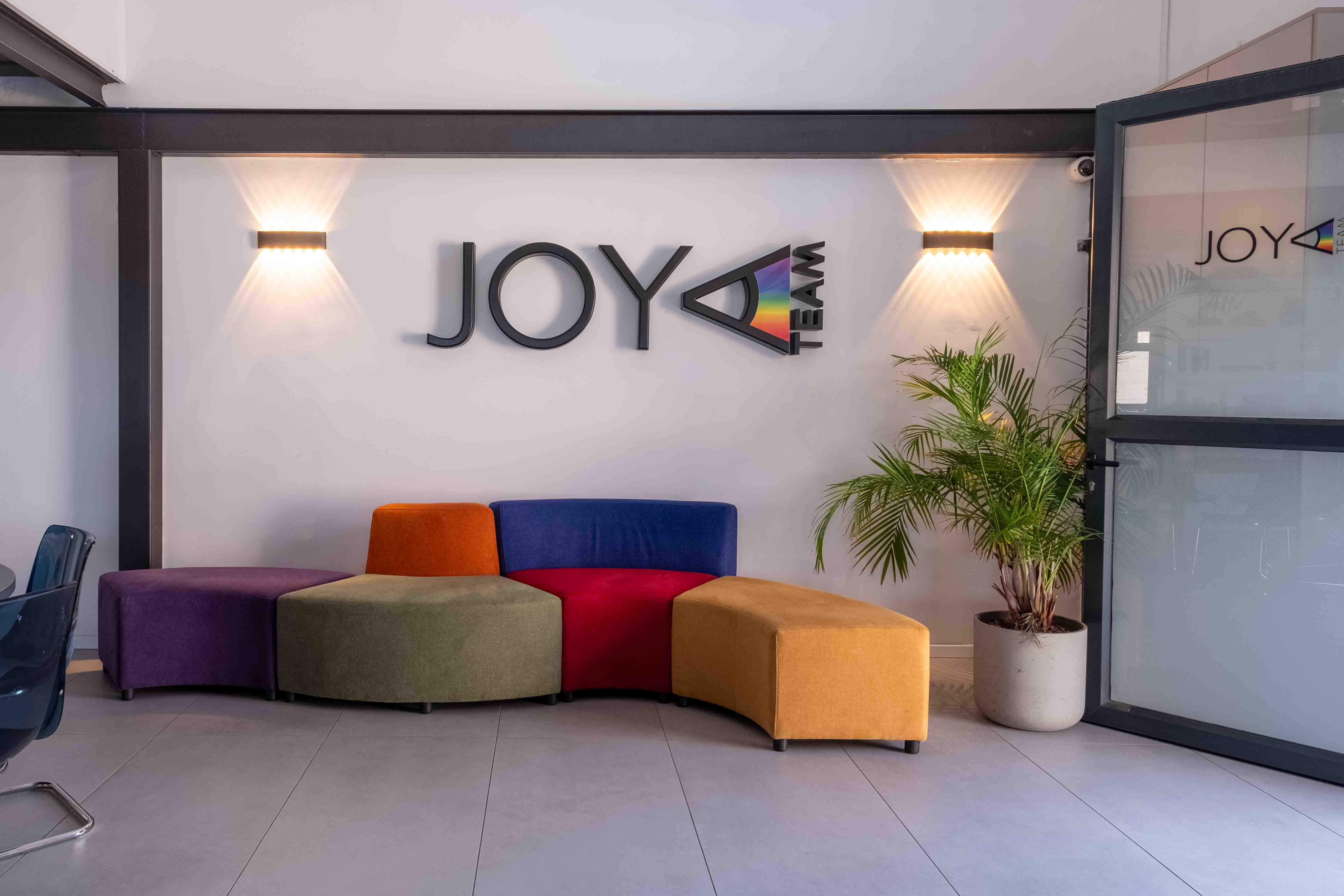 JOY 4-2