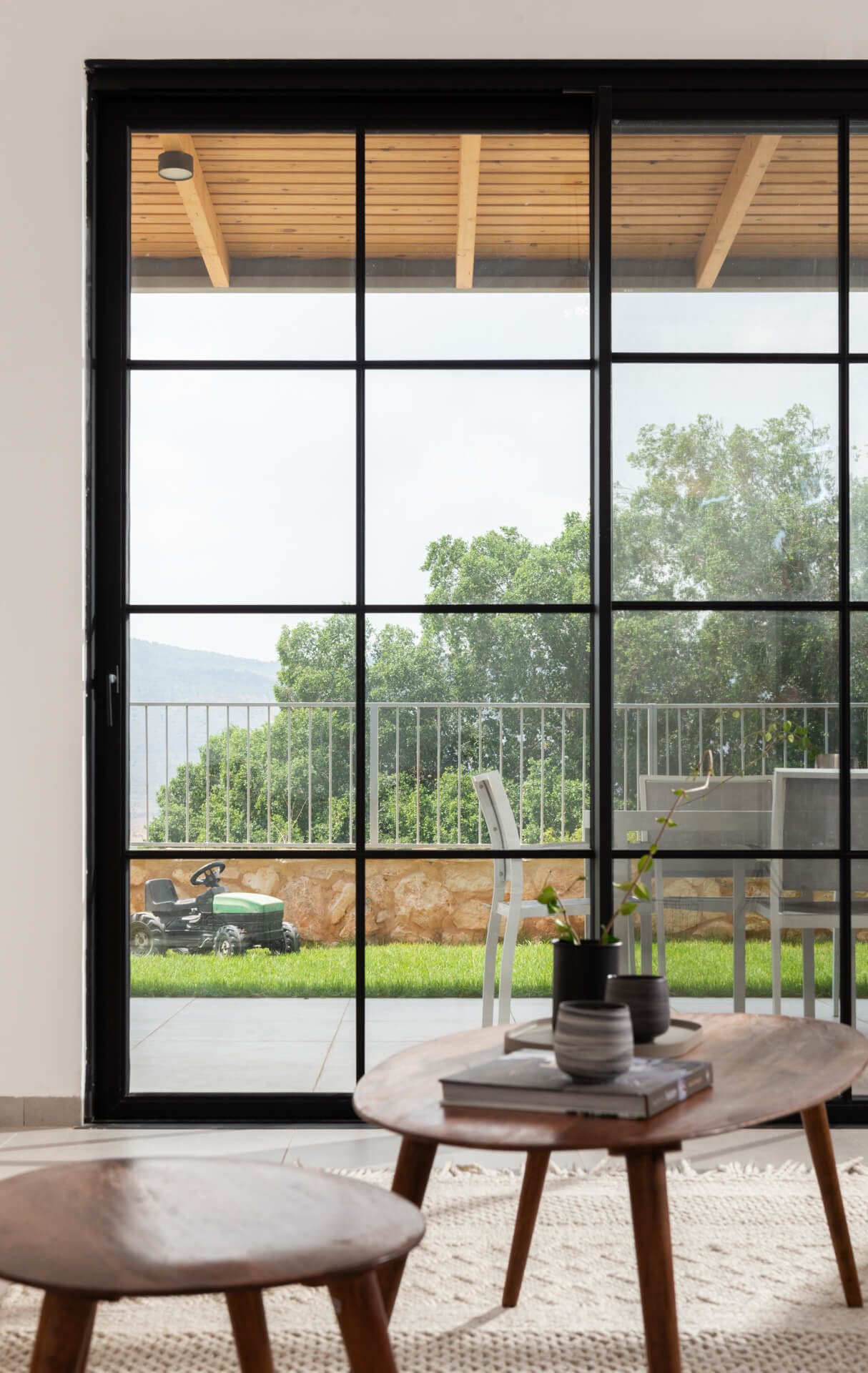 Tel Yosef LOW 8 Rooms Living Room And Entrance