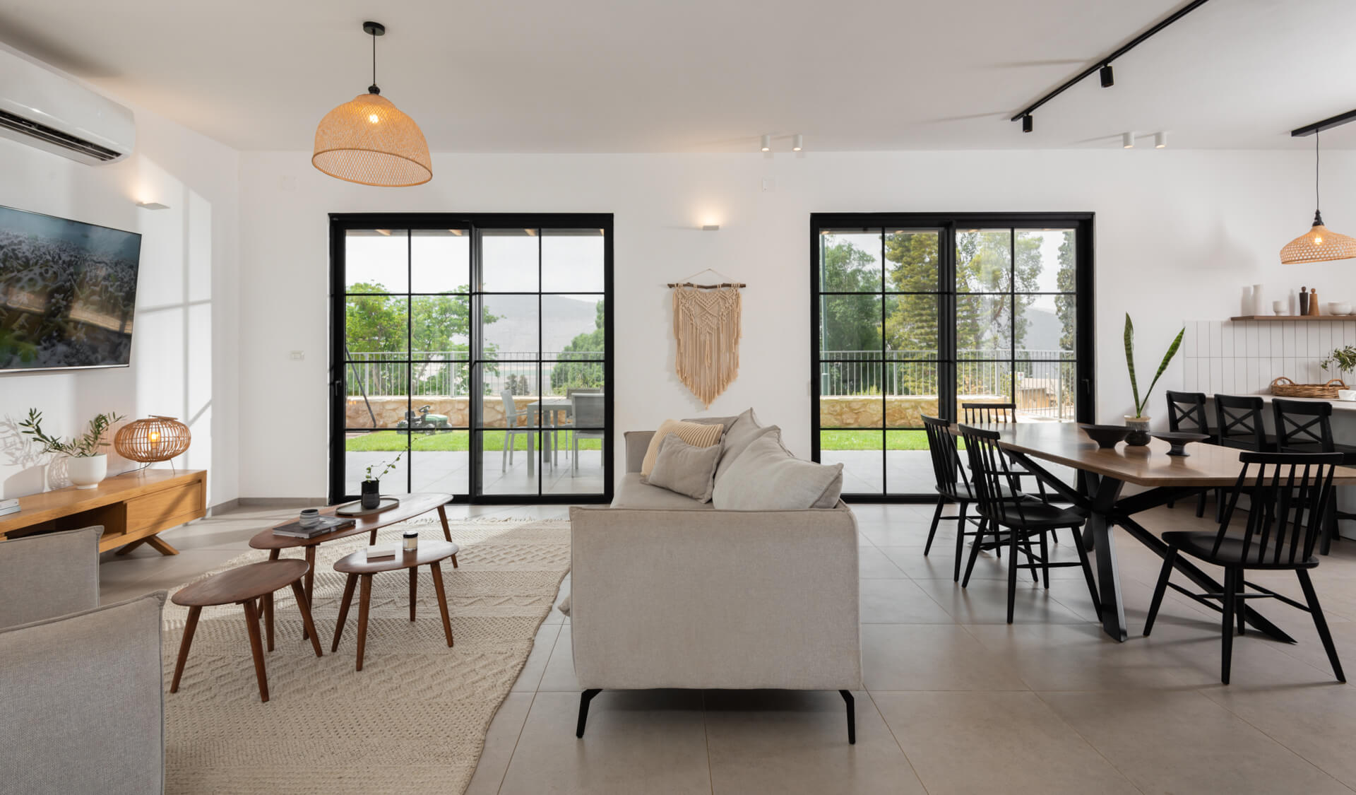 Tel Yosef LOW 9 Rooms Living Room And Entrance